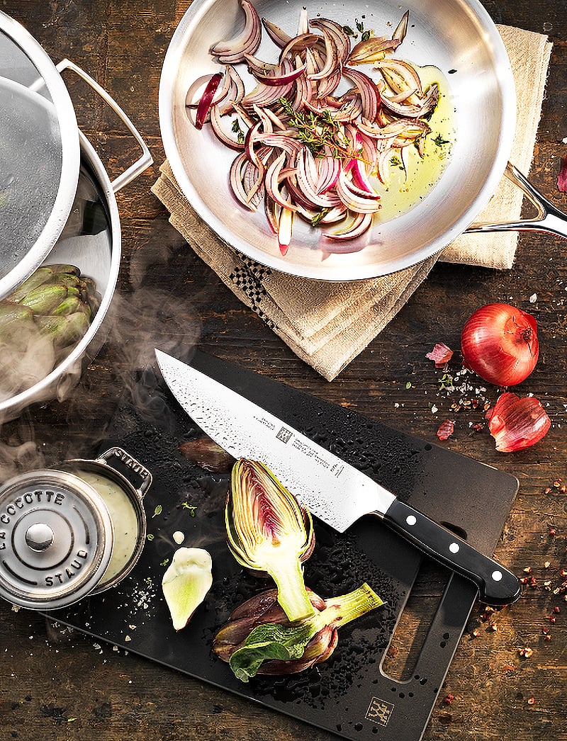 Zwilling - Pro, Chef's knife 20 cm - kochmesser - black - 4