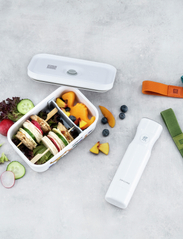Zwilling - Fresh & Save, Vacuum lunch box M, plastic - najniższe ceny - white-grey - 4