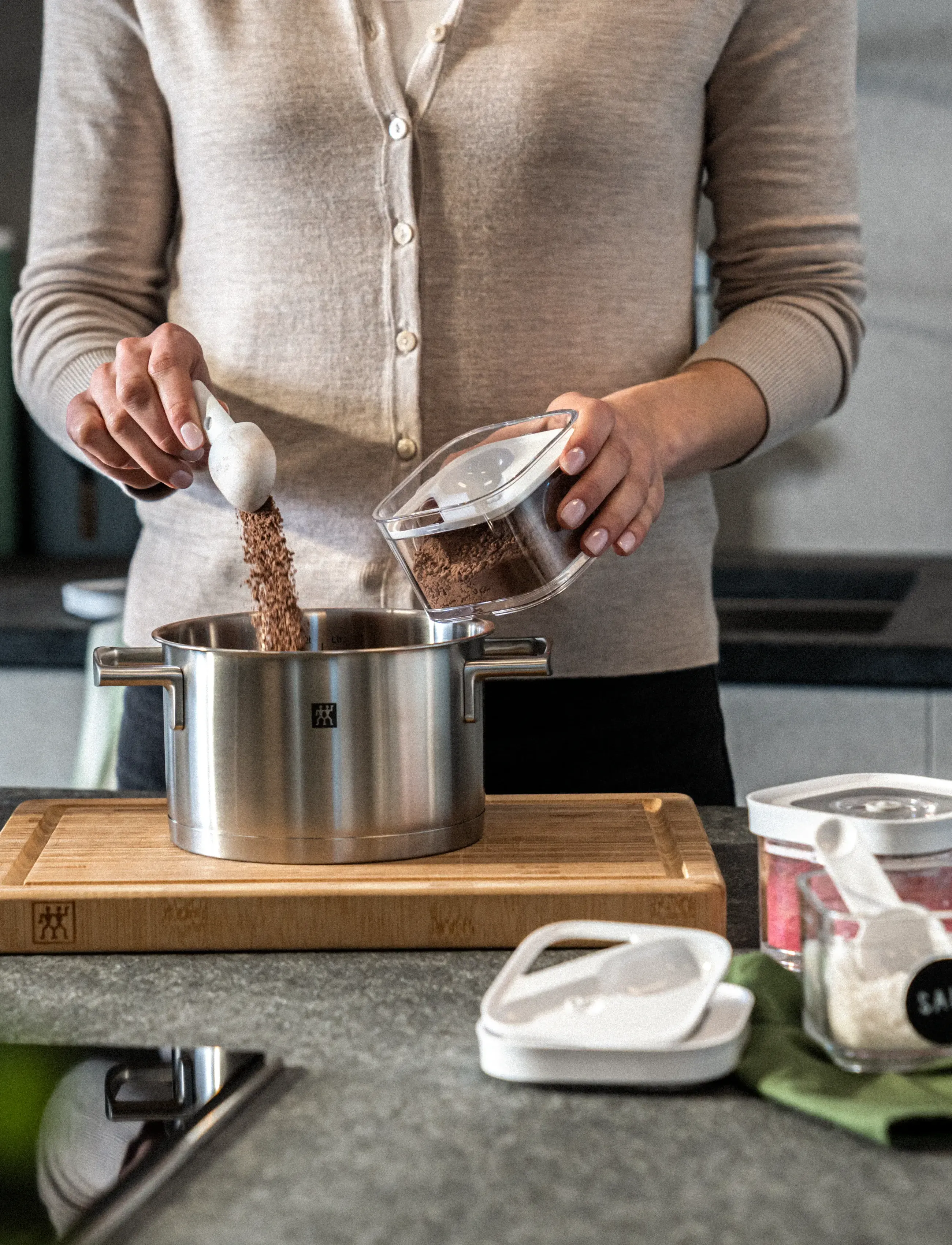 Zwilling Fresh & Save Cube Set S6 Transparent-Vit. Innehåller 1 X S Box, 2 X 2S Box, 1 X 3S Box, 1 Måttinsats, One Size, Nude, Køkkenopbevaring > Kass