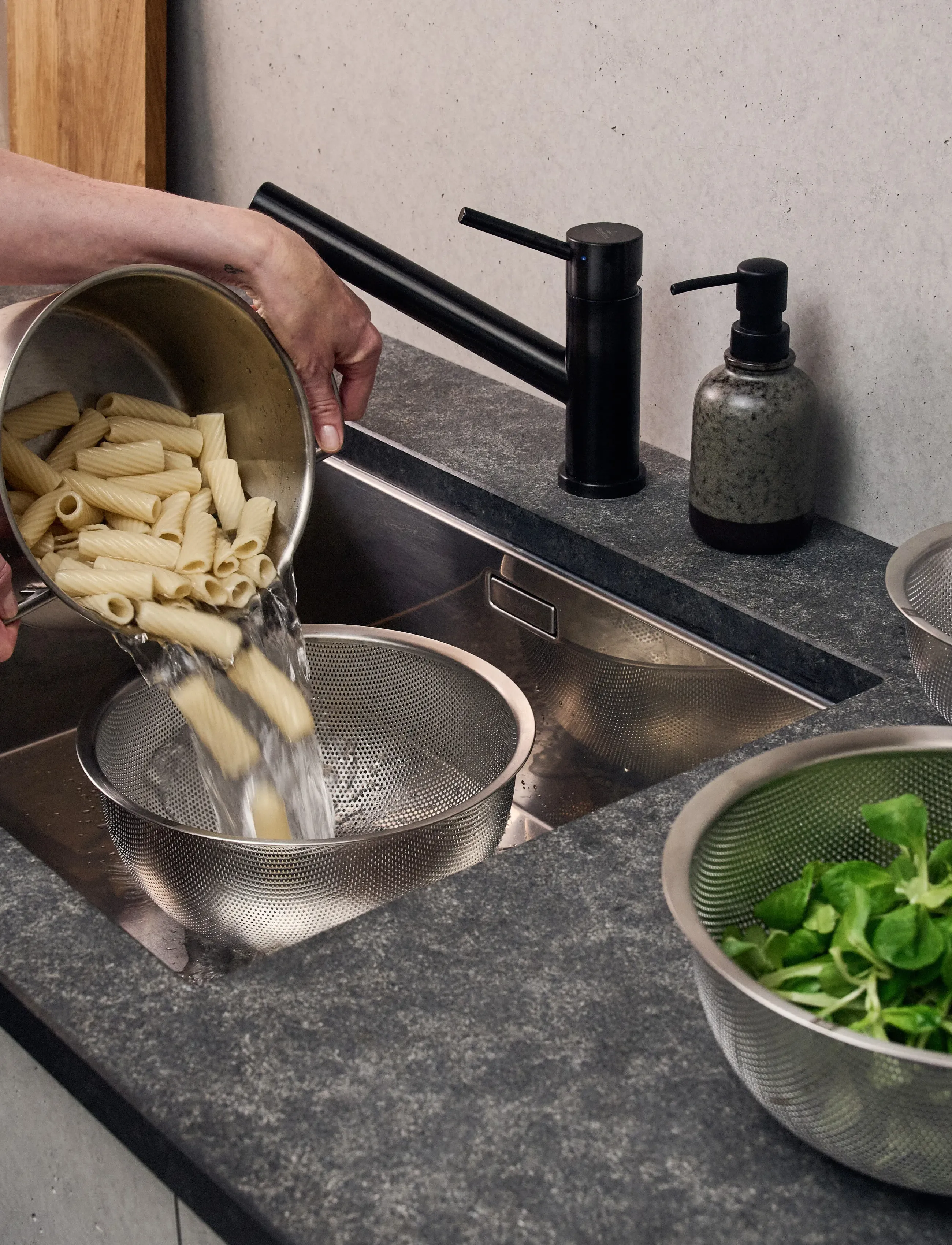 Zwilling Durkslag/Sil/Ångkok Set 3 St. S 16 cm + M 20 cm + L 24 cm. 18/10 Rostfritt Stål., One Size, Silver, Sieves & Funnels, Sieves & Funnels, Unise