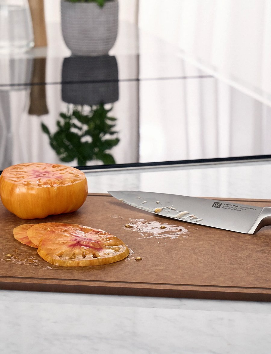 Zwilling - Skärbräda brun - M - 37 x 25 x 0,8 cm. Tillverkad av träfiber - lõikelauad - natural - 2