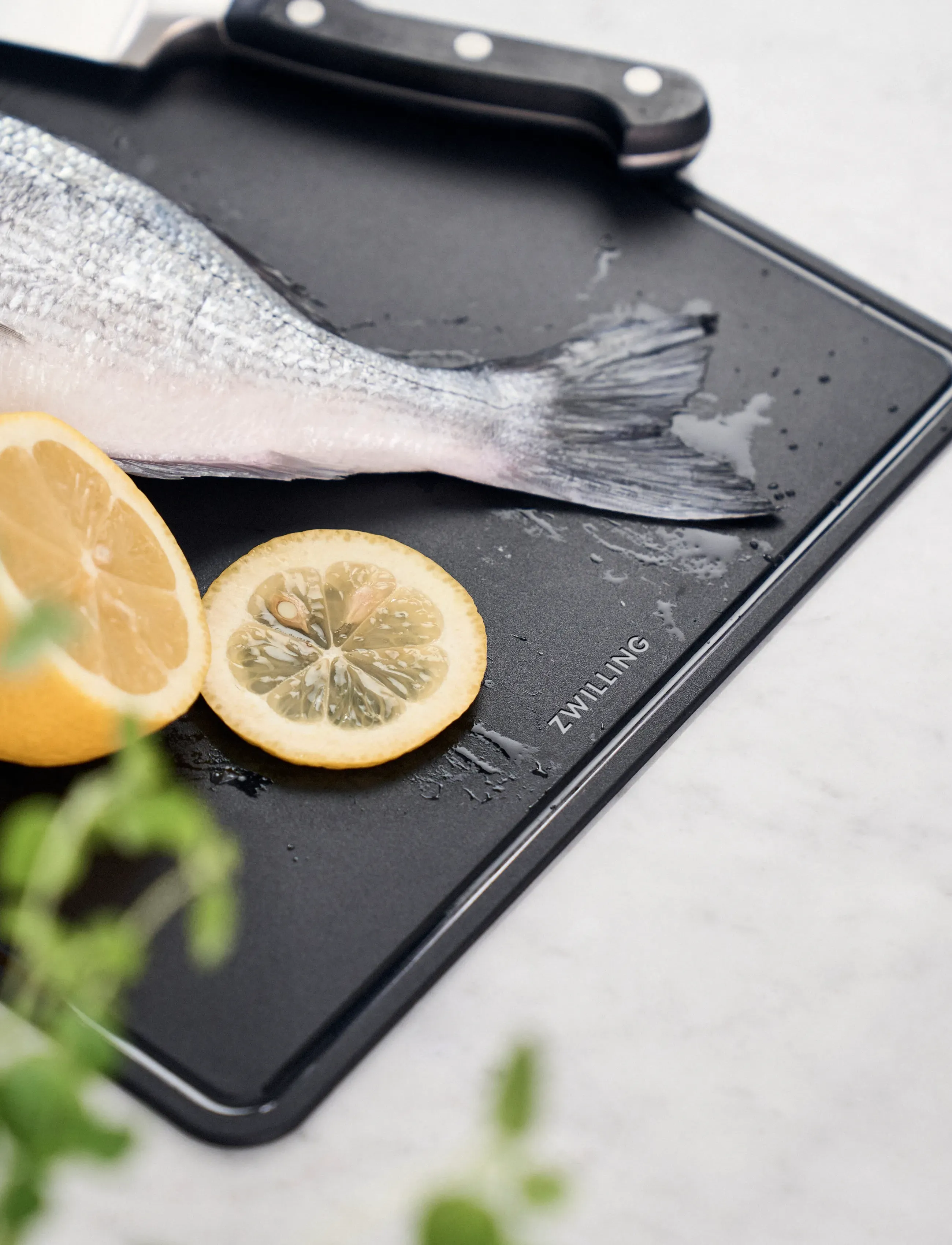 Zwilling - Skärbräda svart 30  x 21 cm - skærebrætter - black - 4