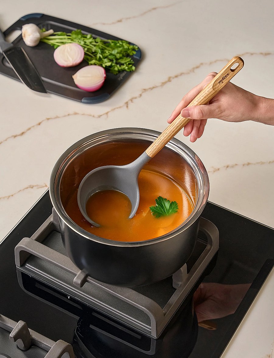 Zyliss - Soup ladle OAK Beluga ZYLISS® - lusikad, kulbid ja pannilusikad - grey - wood - 5