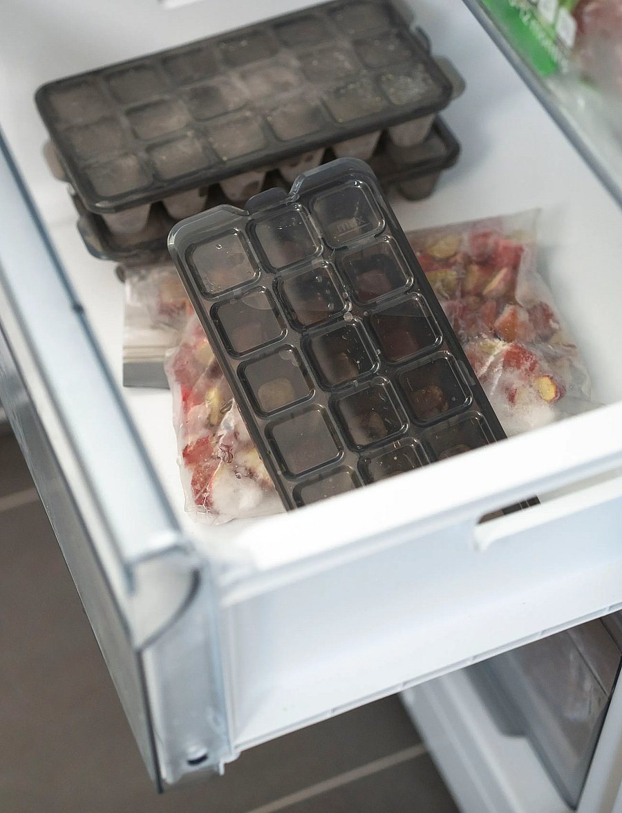 Zyliss - Ice Cube Tray with lid Classic Beluga ZYLISS® - grey - 4